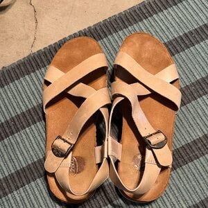 Women's Chaco Leather Z1